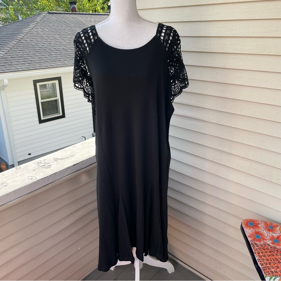 Lauren Ralph Lauren Dresses & Skirts - Lauren Ralph Lauren Black Crochet Cap Sleeve A Line Midi Dress Size 3X
